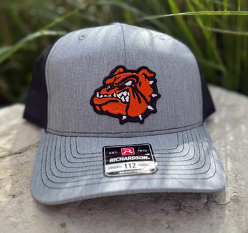 Embroidered Bulldog Richardson 112