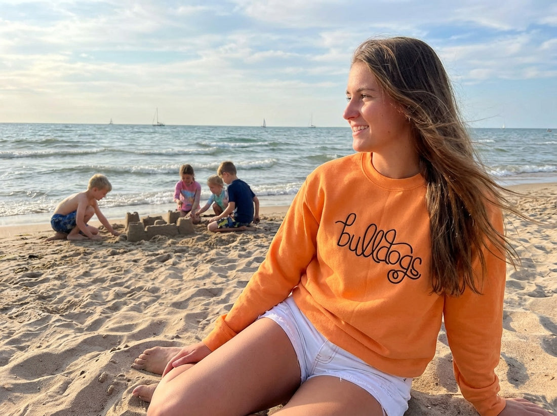Bulldogs Classic Curl Embroidered Crewneck