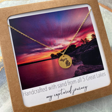 Michigan Sand Cutout Necklace - gold