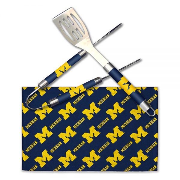 University of Michigan BBQ Set
